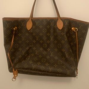Louis Vuitton neverfull authentic